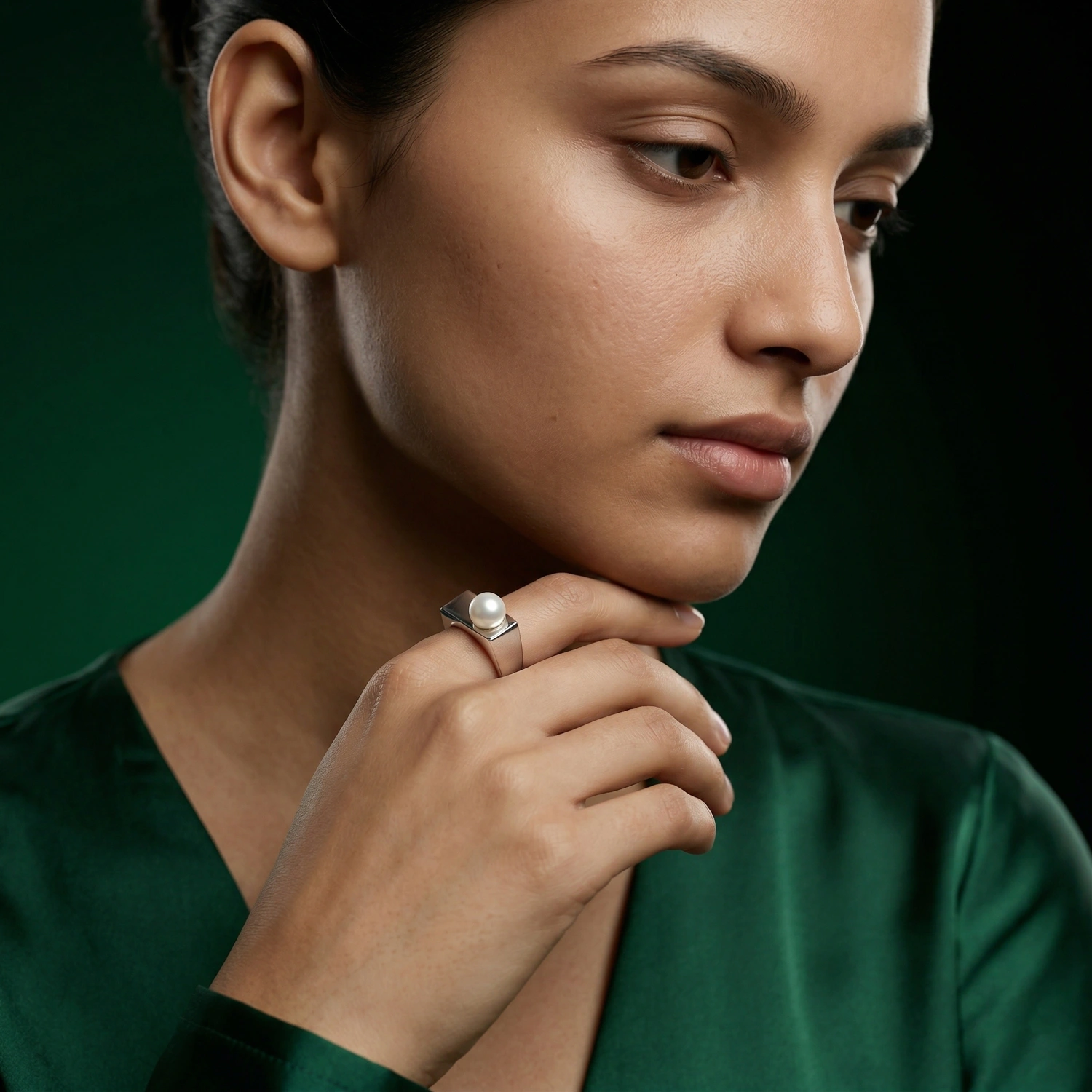 Pearl Edge Statement Ring - Image 2