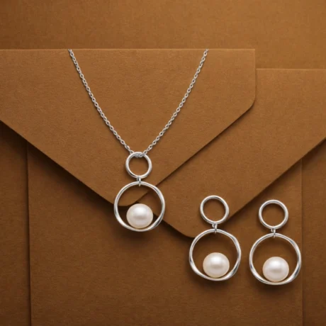 Alencia Modern Pearl Loop Set
