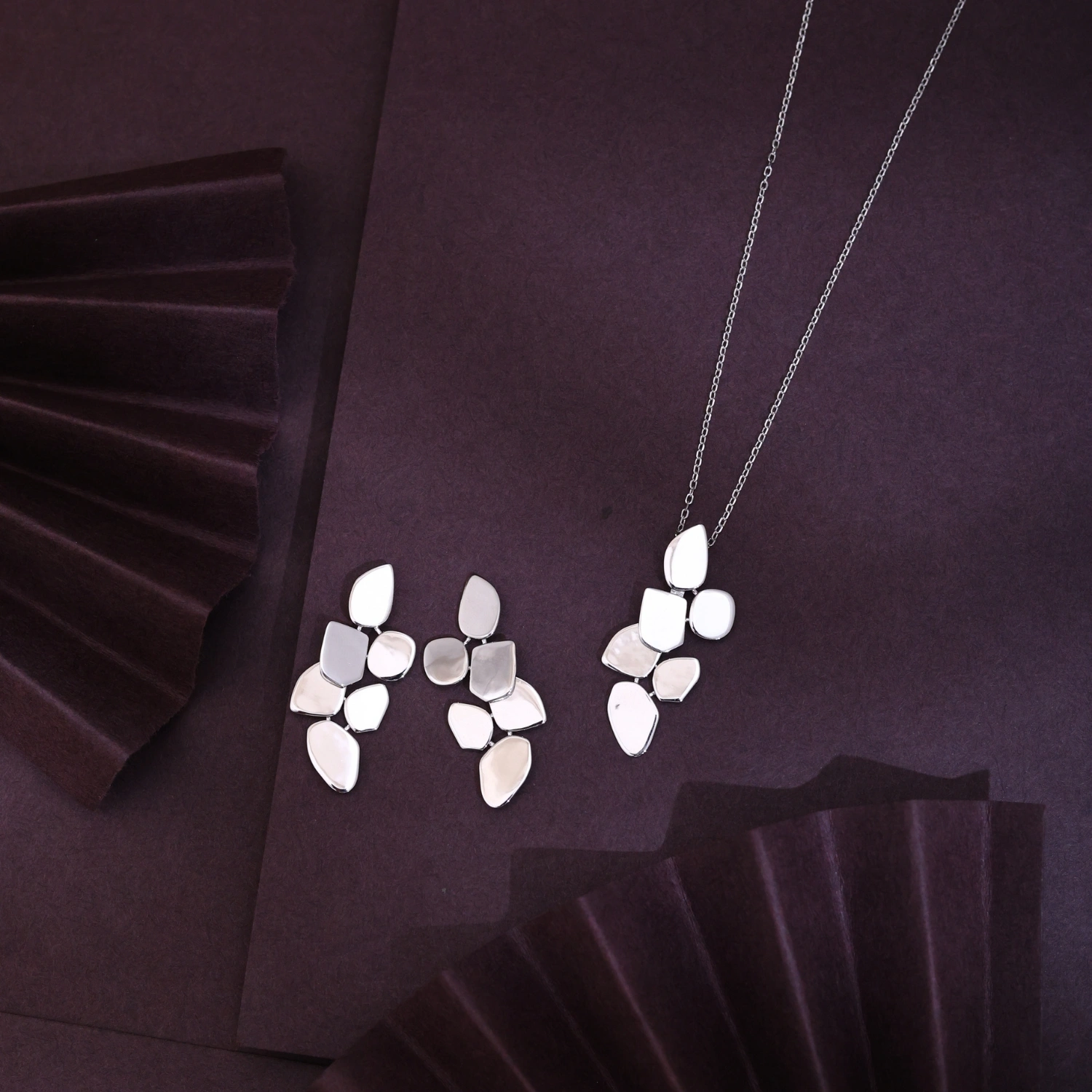 The Pebble Cluster Silver Set