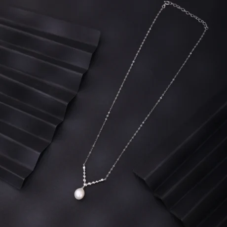 Pearl Drop Bead Necklace